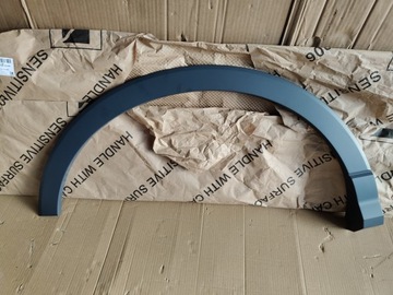 Audi q3 83a планка накладка na крыло зад новая org. правая фото №1