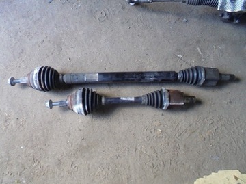 Vw golf viii 1.4 tsi гібрид піввісь півосі 5qf407271b 5q0407272dk фото №1