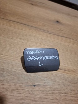 Заглушка розпилювач. лампи do maserati granturismo l оригінал ідеальний стан фото №1