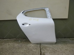 Mazda 3 iv hb 2019- двері праві задні фото №1