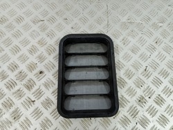 Vw atlas cross рестайлинг 2021 решётка багажника вентиляция 4n0819181a фото №1