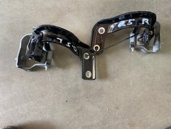 Петли крышки зад audi q5 8r 8r0827299a фото №1