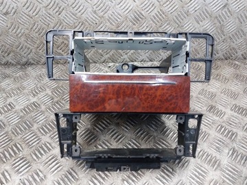 Бардачок консоли средний рамка skoda superb i 3u0858757 фото №1