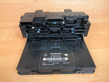 Модуль sam коробка запобіжників mercedes c клас w203 2035454601 фото №1
