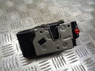 Замок двері лівий зад opel vectra c 13157758 фото №1