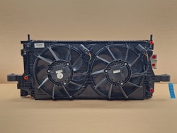 Комплект радіатор вентилятори volvo xc40 c40 ec40 ex40 polestar 2 ev400 фото №1