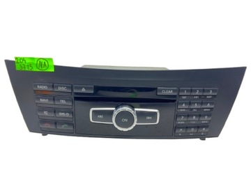 Mercedes команд радио навигация a2049003715 фото №1