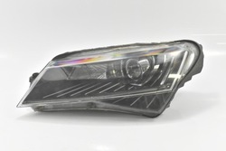 Лампа лівий перед ксенон 3v2941015a skoda superb iii 15- uk фото №1