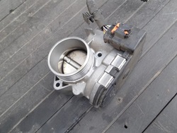 Citroen c-elysee 2013 1,6 16v дросельна заслінка org фото №1