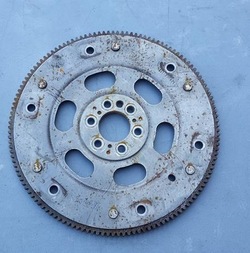 Колесо маховики peugeot citroen 9815382880 фото №1