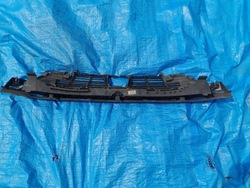 Citroen ds3 crossback e-tense бампер перед решітка середня фото №1