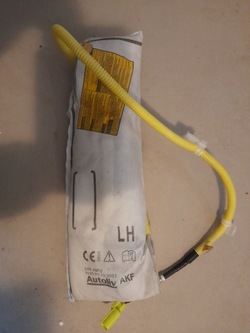 Toyota avensis t27 подушка безопасности сиденья левый c10139701 фото №1