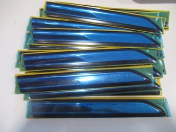 Планка емблема двері правий перед vw arteon 3g8853688r нова фото №1