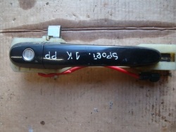 Kia sportage ii 04-10 ручка зовнішня двері права передня лак 1k фото №1