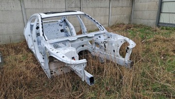 Bmw m7 g11 7-серия xdrive 6.6l v12 2019 кузов документы четверть фото №1