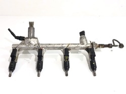 Планка впрыскивающий opel vectra c 55351030 2.2 155km фото №1