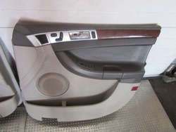 Chrysler pacifica i 2005 боковина двері праві перед фото №1