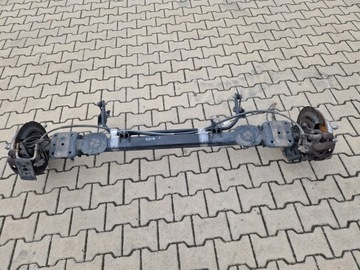 Renault master iv 19- балка вісь зад рама фото №1