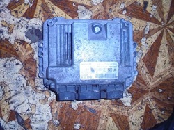 Peugeot citroen комп'ютер 0281012982 фото №1