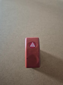 Переключатель выключатель клавиша аварийных daf xf 105 , cf евро 5 фото №1