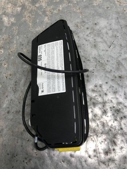 Подушка подушка безпеки сидіння праві перед skoda fabia ii рестайлінг 6q0880242b фото №1