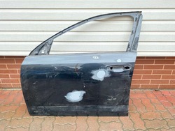 Дверь передние левая skoda octavia iii 5e0831311 фото №1