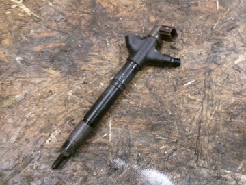 Lexus is ii форсунка инжектор 2.2 d фото №1