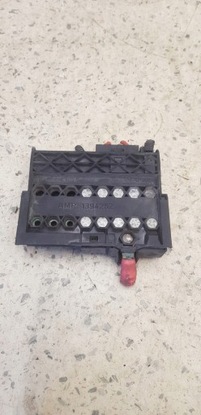 Коробка запобіжників ford fiesta mk5 1.3 8v фото №1