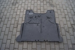 Защита pod двигатель audi a1 2q0825236 фото №1