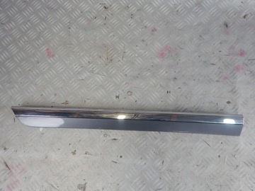 Vw passat b8 права планка na двері зад фото №1