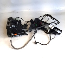 Mercedes eqa замок двері лівий перед джгут ручка a0997601902 a2477233100 фото №1