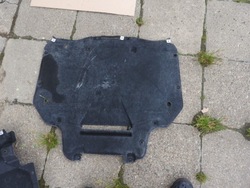 Audi q7 ii захист двигуна оригінал 4m0825236a фото №1