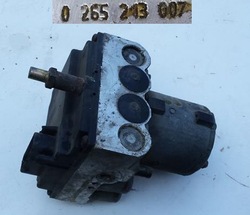 Насос abs mercedes c w202 0024319312 0265213007 фото №1