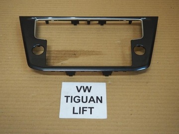 Рамка заглушка радіо vw tiguan 5na858071c фото №1
