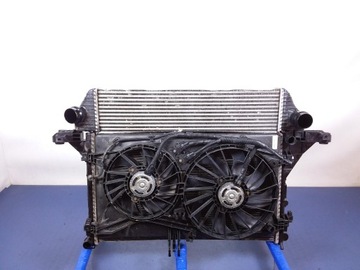 Renault master iii 2.3 dci комплект радіатор фото №1