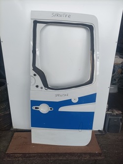 Дверь правые задние зад mercedes sprinter w906 фото №1