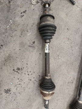 Opel astra k 1.6cdti піввісь ліва aar5 13367061 фото №1