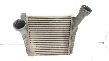 Audi q7 4l 3.0 tdi інтеркулер радіаторів праві фото №1