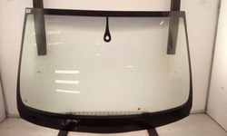 Скло лобове передня audi q7 2006 - 2015 датчик pas зелена фото №1