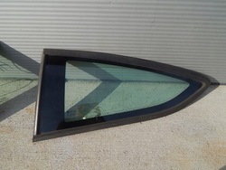 Opel astra j gtc скло кузовна лівий зад фото №1