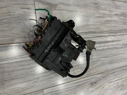 Модуль блок керування напруги акумулятора c4 picasso ii 9675350280 фото №1