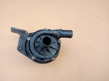 Renault talisman, espace v 2.0dci насос води фото №1