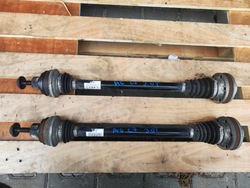 Піввісь зад задня 3.0 tfsi audi a6 c7 a7 8r0501203c фото №1