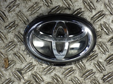 Знак емблема toyota corolla e21 67930-02060 фото №1