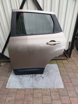 Дверь левая зад nissan qashqai i j10 c30g фото №1