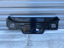 Pas задній обшивка audi a5 8w5 8w5813307b новий фото №1