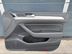 Vw passat b8 оббивка двері праві перед шкіра підсвітка led європа фото №1