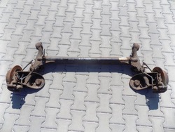 Kia soul балка подвешивание задняя ось 2008- фото №1