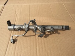 Mercedes c w205 a651 651 планка впрыскивающий клапан фото №1