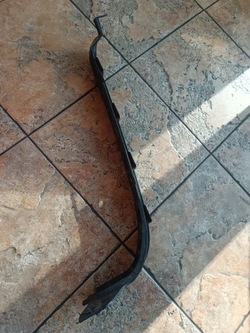 Ползун бампера левый зад golf iv универсал 1j9807393 фото №1